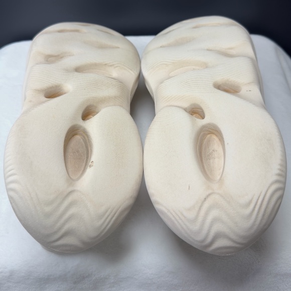 adidas Yeezy Foam Runner “Ararat” – G55486 – Size 11 - Picture 9 of 10